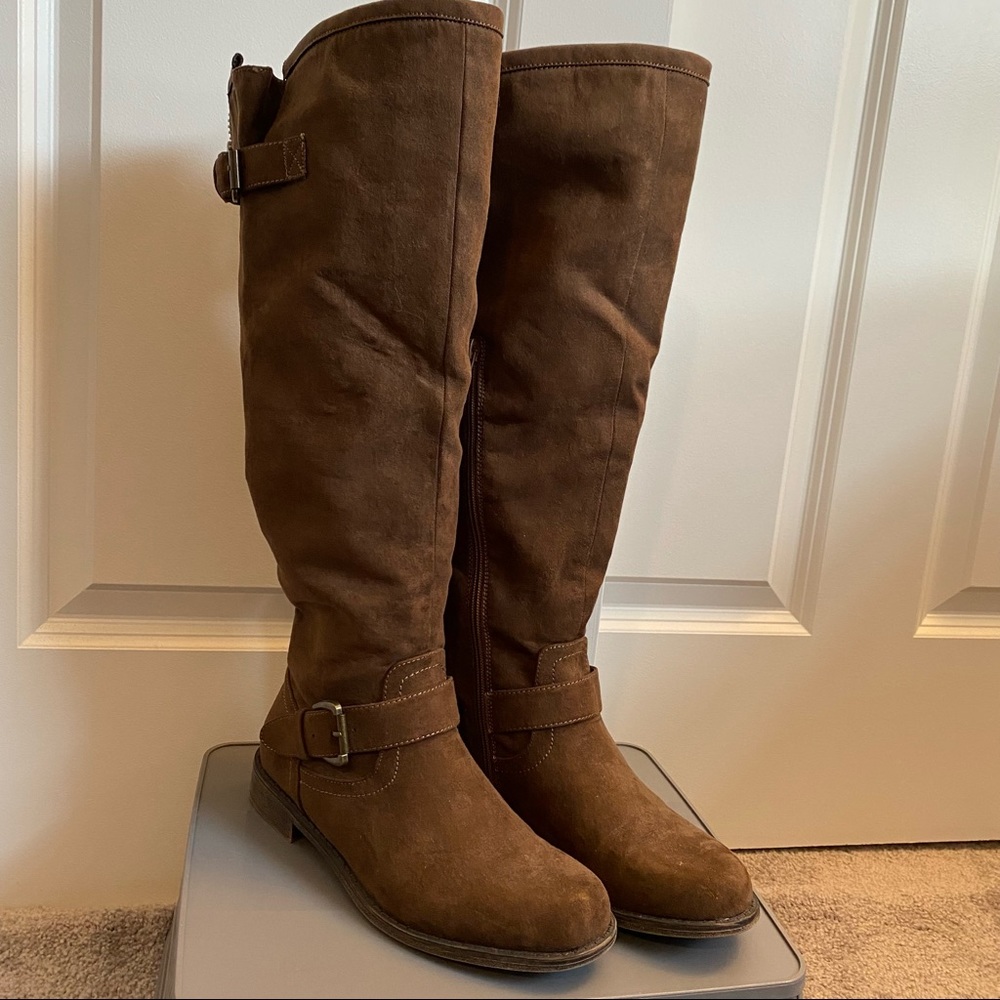 Brown suede fabric riding boots